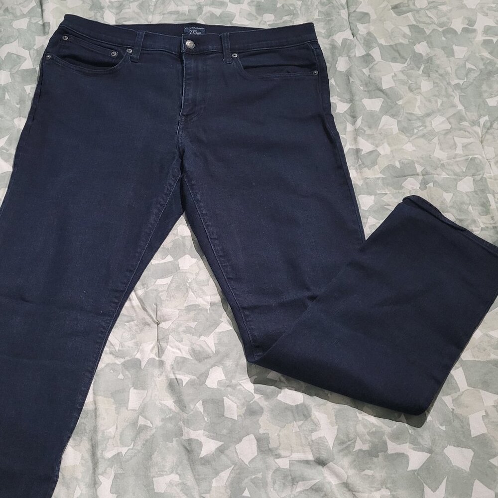 $5 J. Crew Dark Blue 34x32 Style 770 Jeans